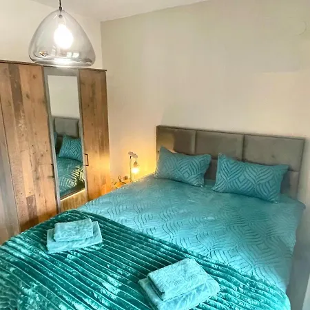 Two Modern Apartments In One Building By Si Stay Бансько