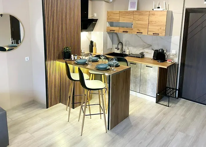 公寓 Two Modern In One Building By Si